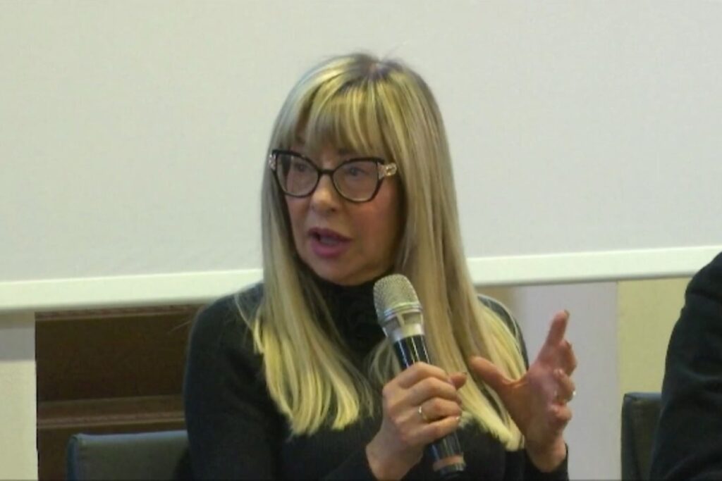 ADJ-1290x860 - Foto Laura Aria