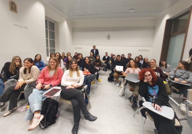 ADJ-1235x860 - Master 2025 - Nuova Aula